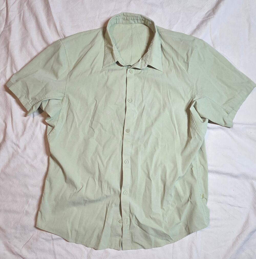 Lululemon Men's XL Short Sleeve Tech Hiking Button Down Shirt Sage Green Grid